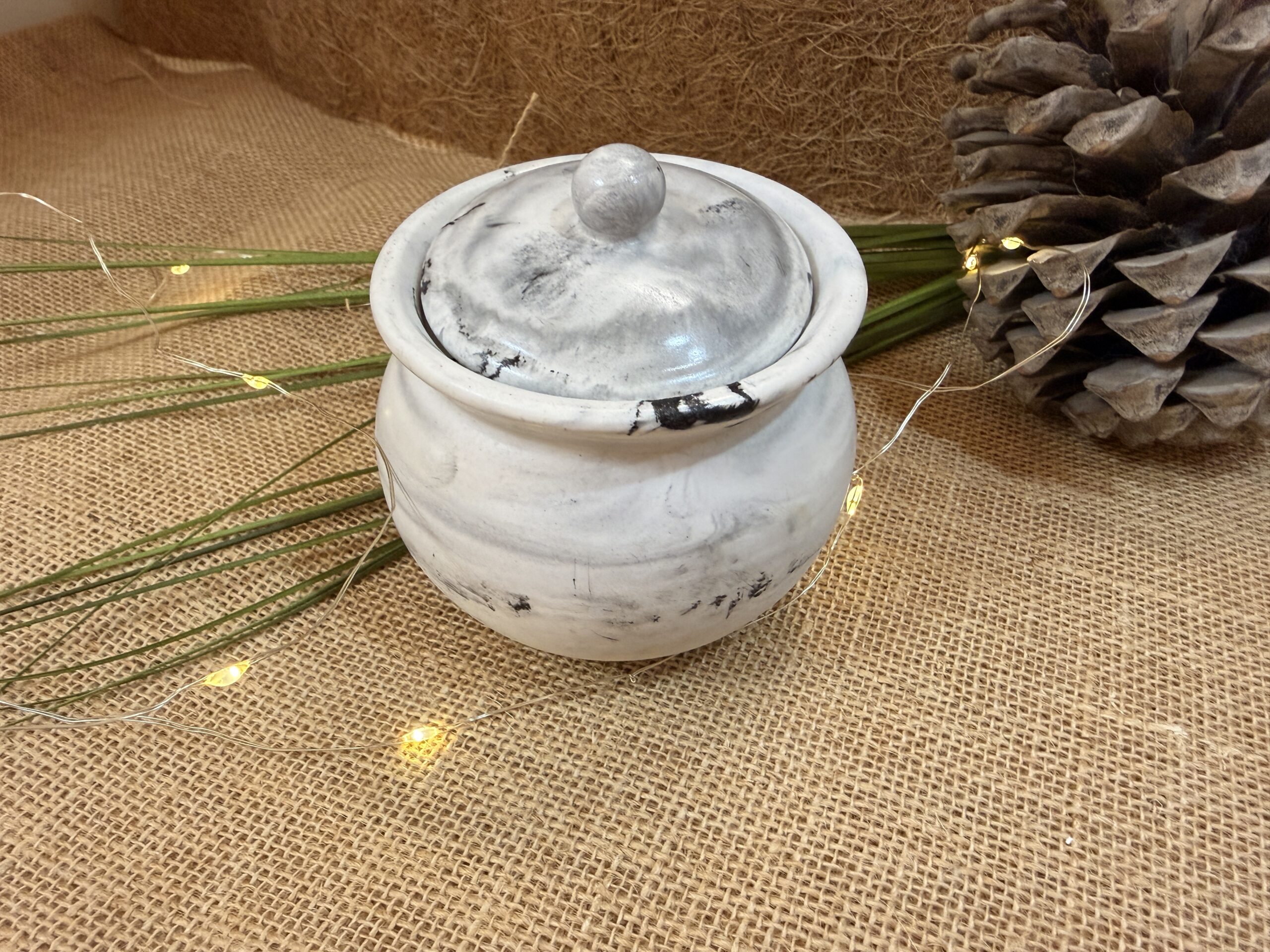 bougie artisanale l'amphore en résine minérale senteur de grasse bougie artisanale l'amphore en résine minérale senteur de grasse